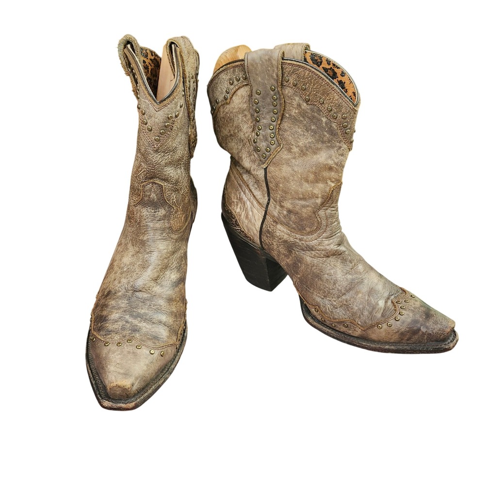 Lucchese Charlie Horse 14930 Leather Studded Western Snip-toe Boots Size 7.5B